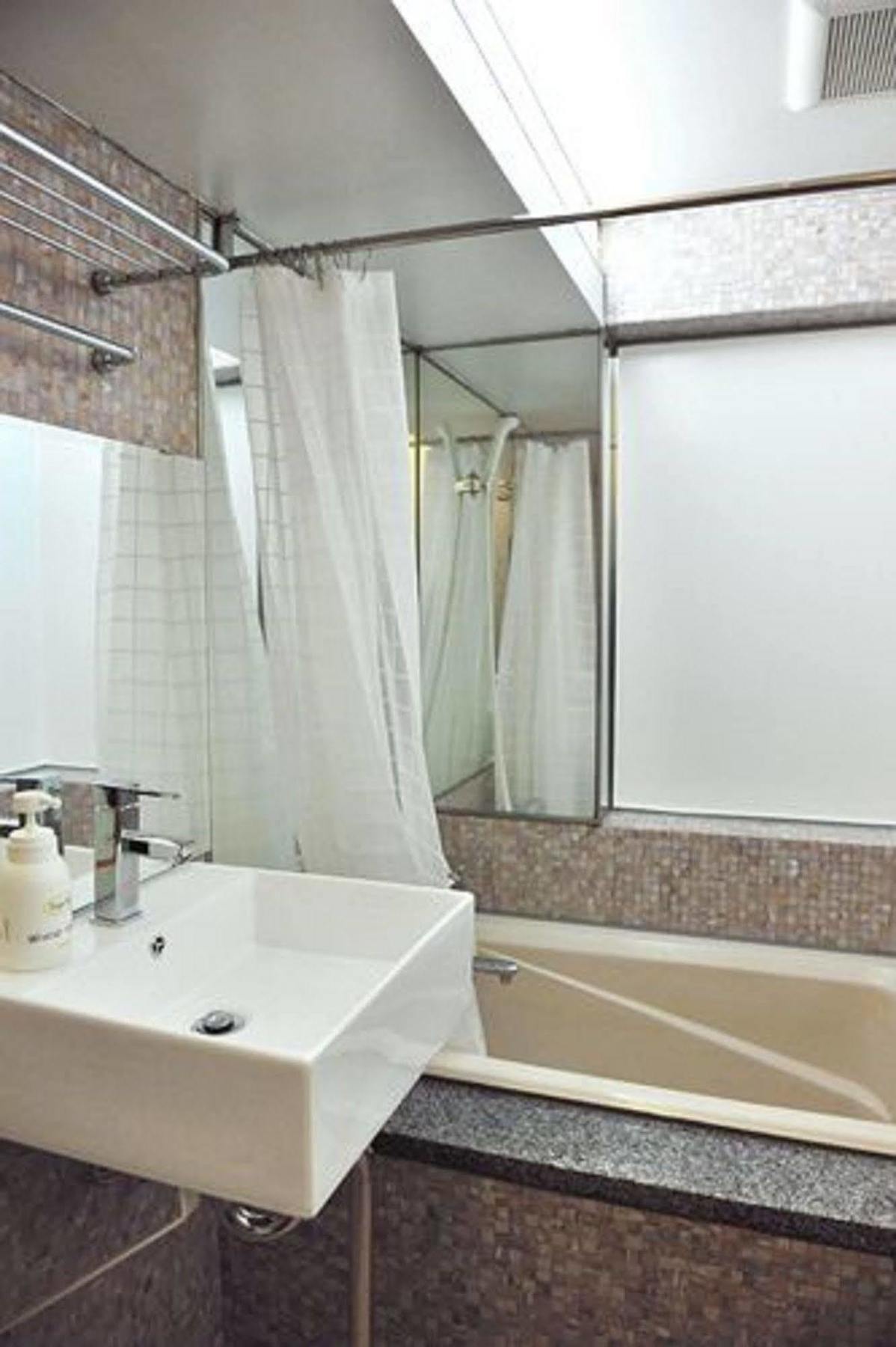 Hotell Khaosan Laboratory *